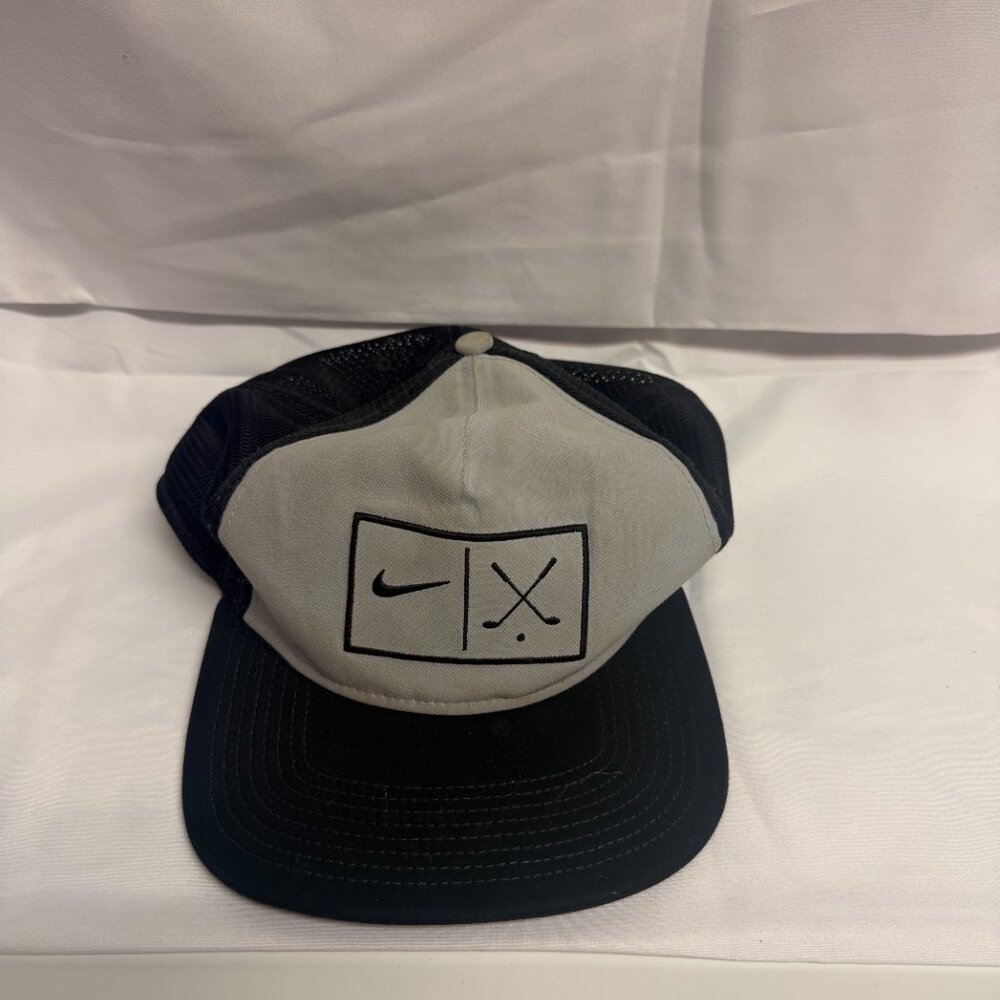 Nike Golf Hat - Picture 6 of 6